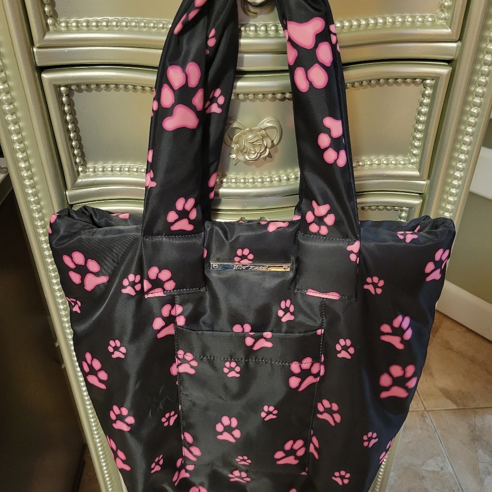 XL Betsey johnson bag!